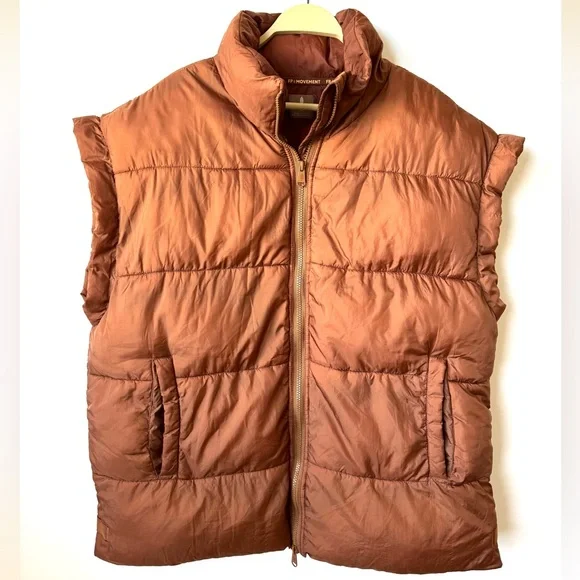 Free People Movement In A Bubble Puffer Vest in Penny - Picture 2 of 12